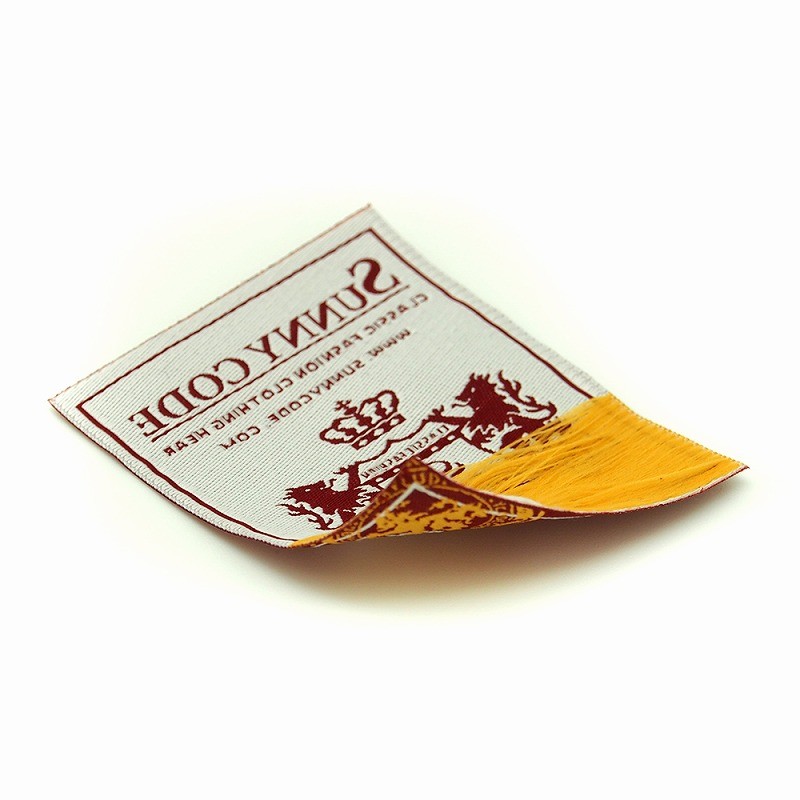 服裝織嘜布標(biāo)直接接觸人體有傷害嗎？